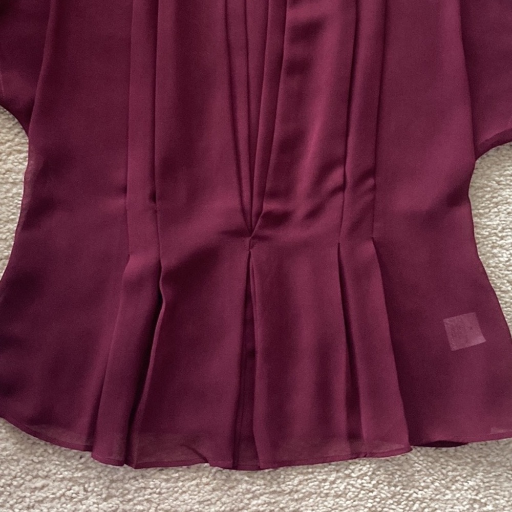 Olive & Oak Wine Color Short Sleeve Blouse - Picture 5 of 7